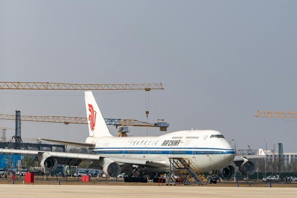 Explore the fascinating heritage of british seaside resorts: engaging guided tours for travelers